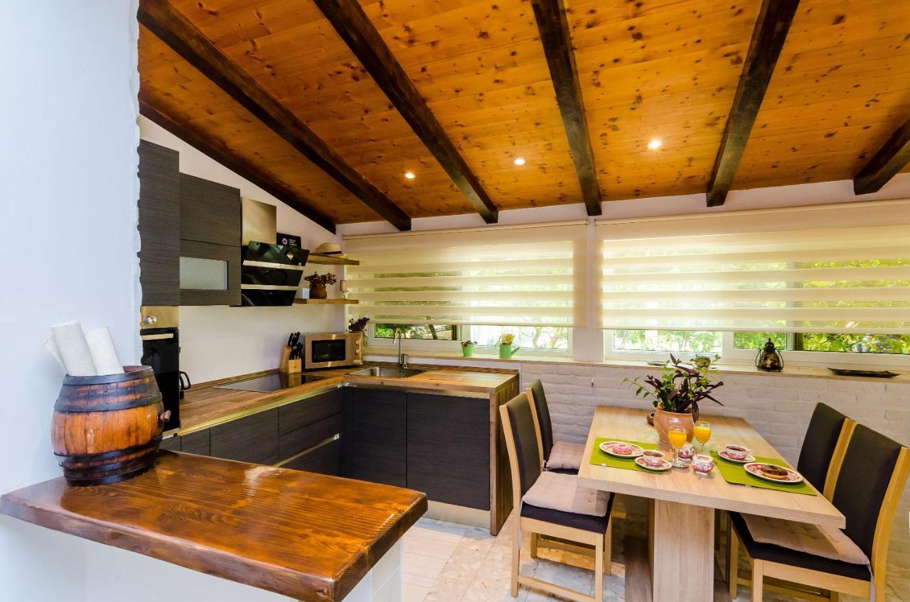 Camelia Luxury Apartments Ragusa Esterno foto
