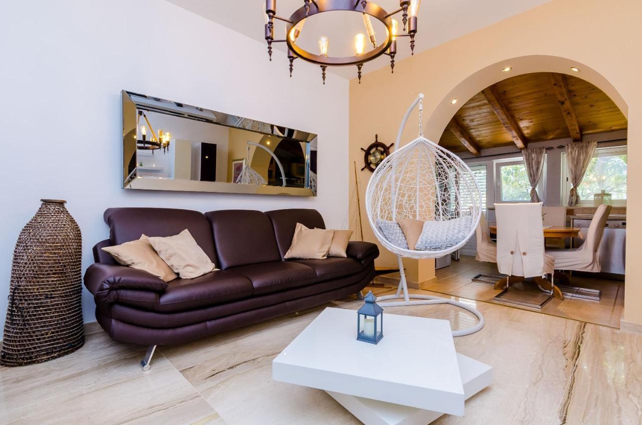 Camelia Luxury Apartments Ragusa Esterno foto