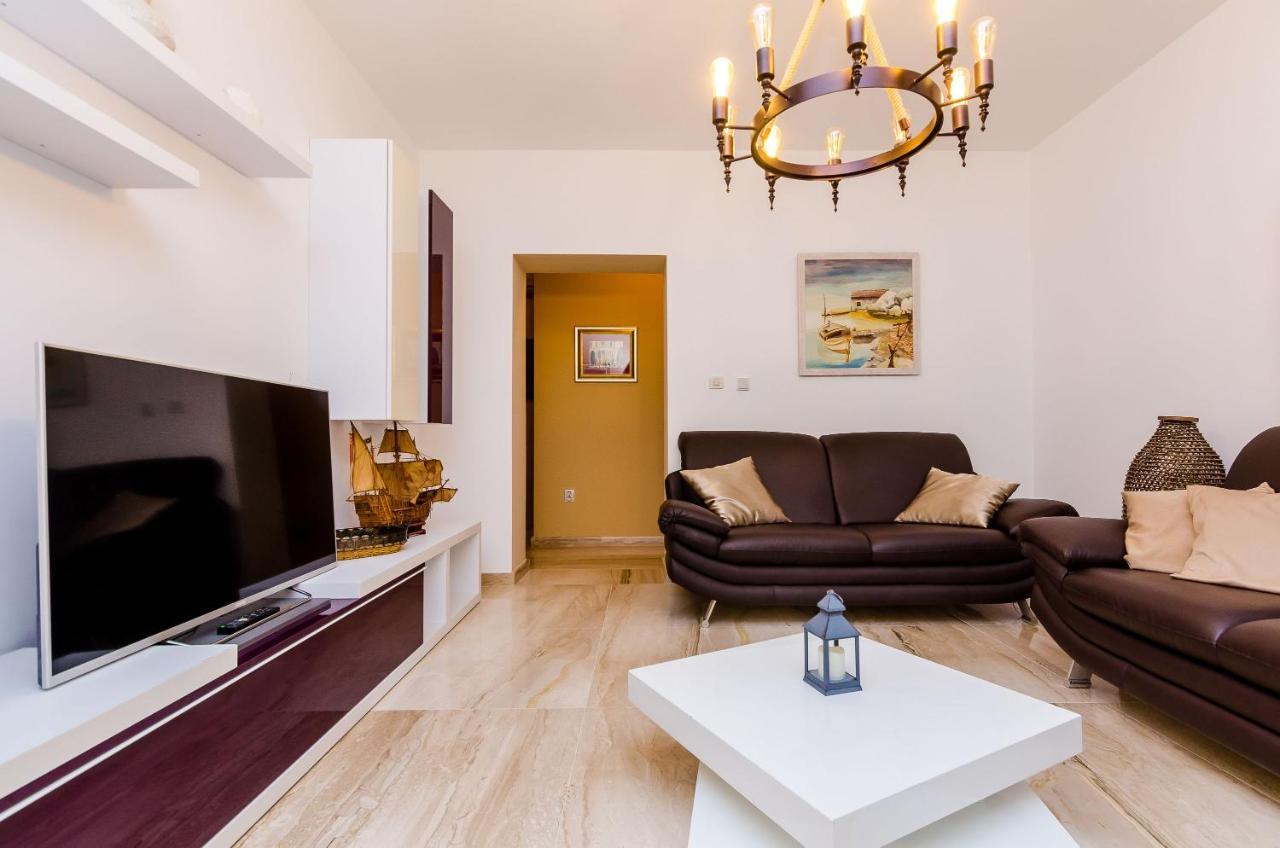 Camelia Luxury Apartments Ragusa Esterno foto
