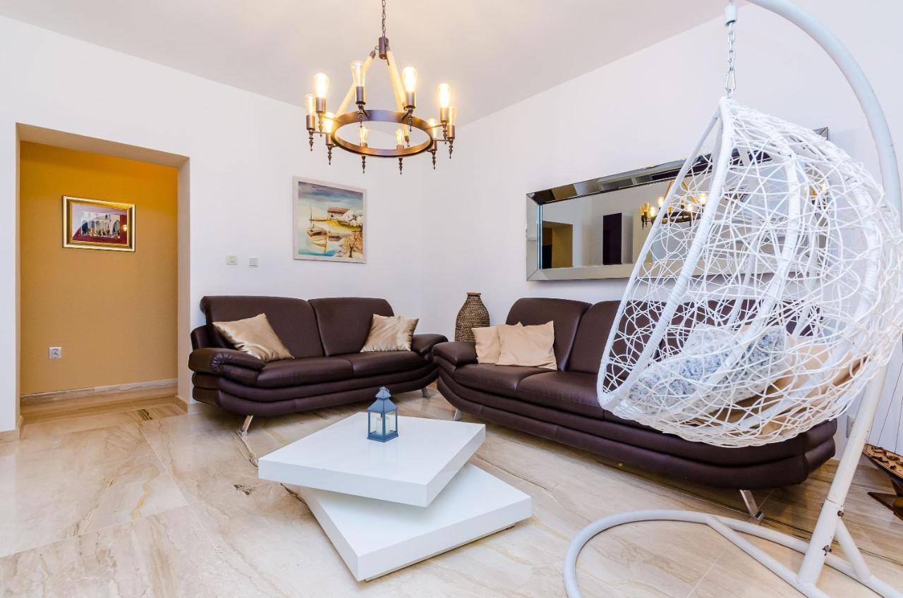 Camelia Luxury Apartments Ragusa Esterno foto